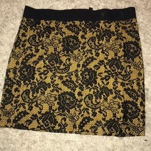 Floral mini skirt